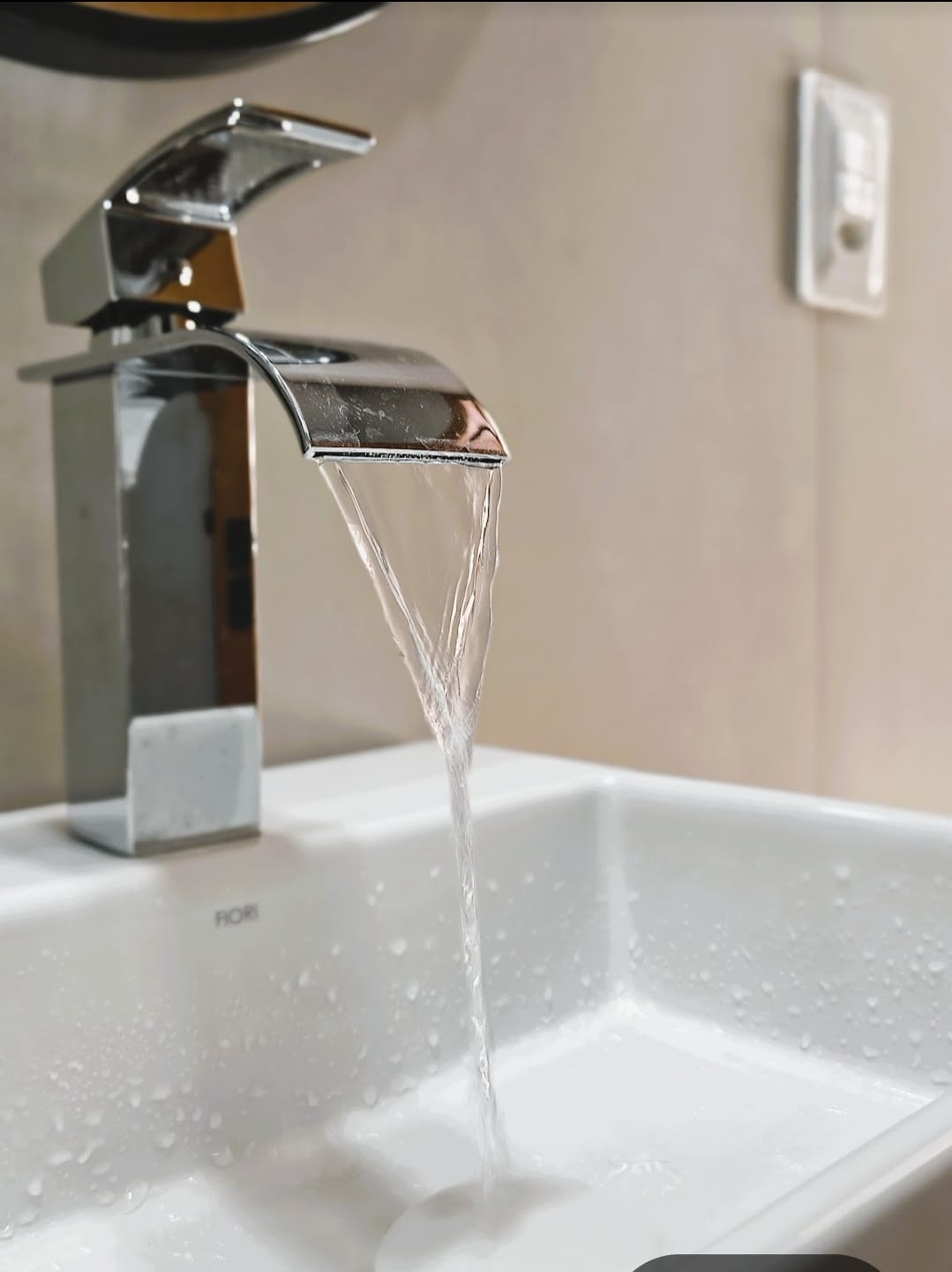 Apartamento a venda Copacabana quarto e sala .